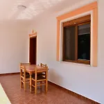 Apartment Gridi- Me Qera *