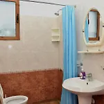 Gridi- Me Qera Apartment *