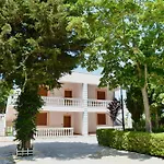Gridi- Me Qera Apartment Spille