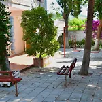Gridi- Me Qera Apartment