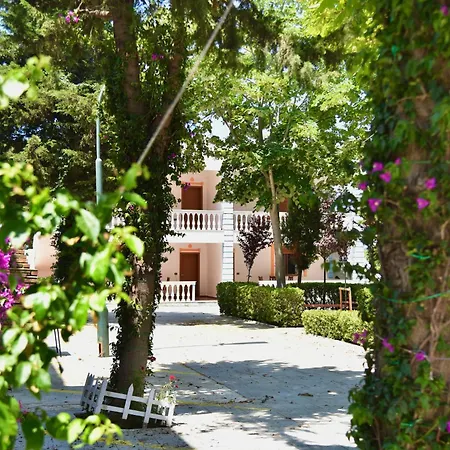 Διαμέρισμα Gridi- Me Qera Spille