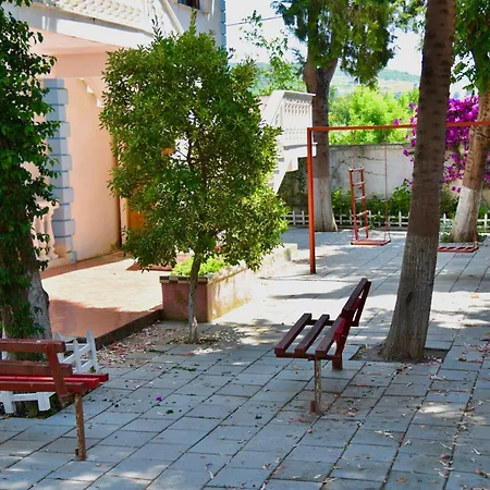 Gridi- Me Qera Apartamento