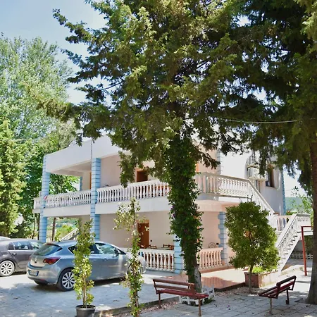 Apartamento Gridi- Me Qera *