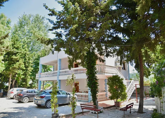 公寓 Gridi- Me Qera *